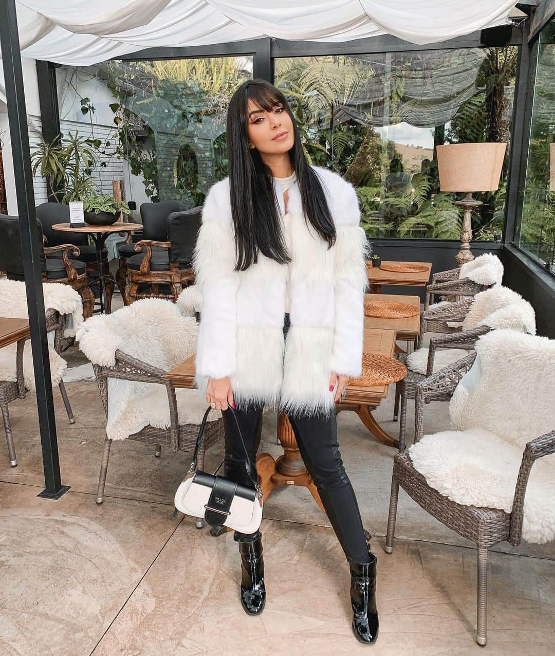 Gabriela Salesのインスタグラム：「Por que choras Serasa?」