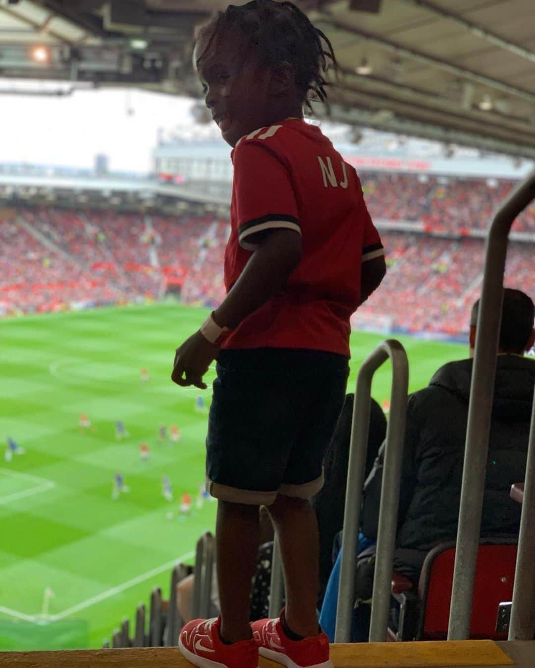 ウサイン・ボルトさんのインスタグラム写真 - (ウサイン・ボルトInstagram)「My godson NJJ represented uncle today @manchesterunited first game of the @premierleague season #BornWinnner #godson #Winnings #United 🙌🏽🙌🏽💯💯」8月12日 6時28分 - usainbolt