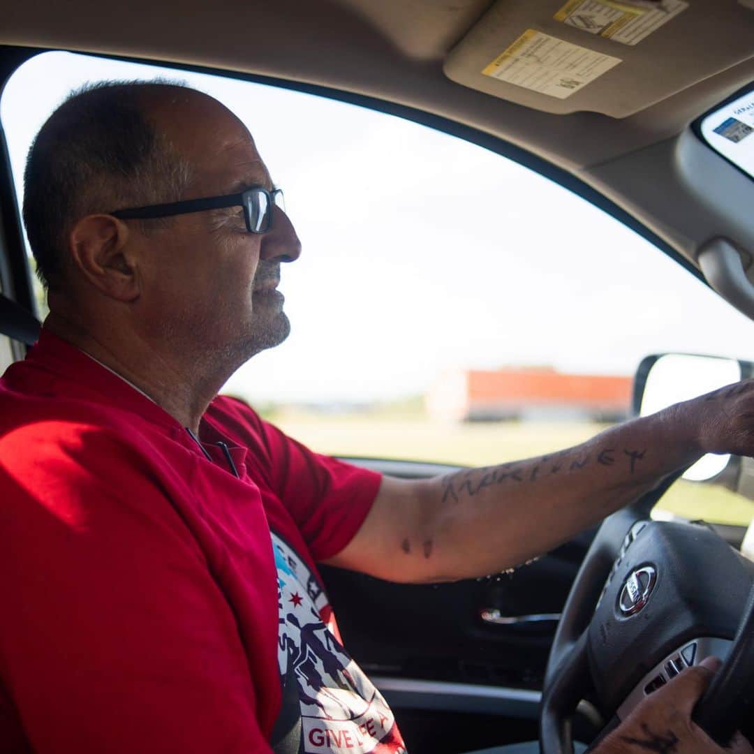 CNNさんのインスタグラム写真 - (CNNInstagram)「Greg Zanis has been delivering crosses after massacres for 23 years, but last weekend marked the first time he had to drive from one shooting location directly to another. After a gunman killed 22 people at a Walmart in El Paso, Texas, and another shooter took nine more lives several hours later in Dayton, Ohio, Zanis began a journey of roughly 3,500 miles. Since 1996, when he found his father-in-law murdered, Zanis has built 26,680 crosses — he estimates 21,000 are shooting victims. “It’s the hardest week I’ve ever had in my life,” he said of the two recent shootings. “I go out all the time, but not like this.” (📸: Mark Felix for CNN)」8月12日 6時50分 - cnn