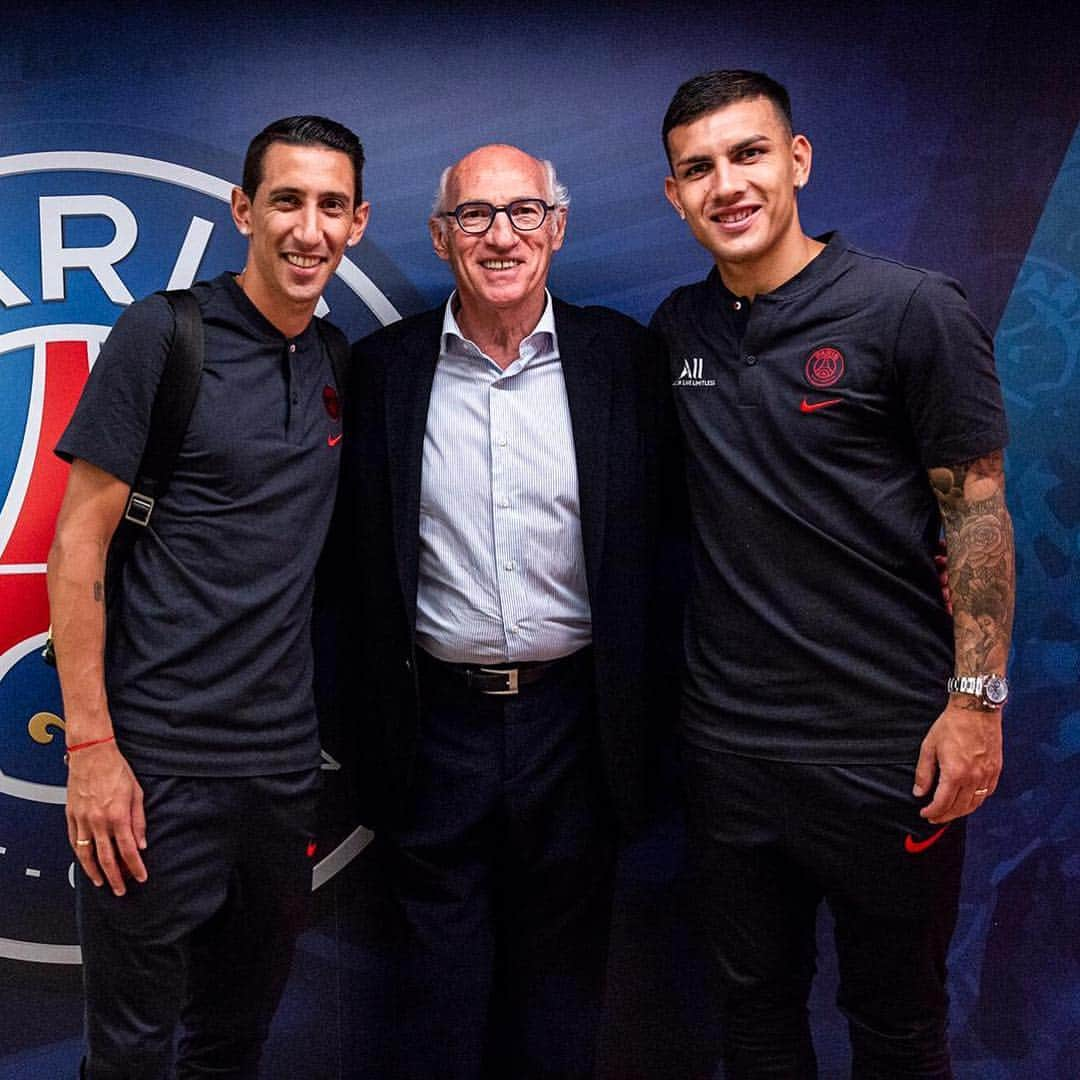 パリ・サンジェルマンFCさんのインスタグラム写真 - (パリ・サンジェルマンFCInstagram)「Paris Saint-Germain President and CEO Nasser Al-Khelaifi welcomes our former striker Carlos Bianchi 🇦🇷 during #PSGNO 🙌 Le président Nasser Al-Khelaïfi a accueilli au Parc notre ancien goleador Carlos Bianchi 🇦🇷 durant ce #PSGNO 🙌 . 📷 Julien Scussel . #ParisSaintGermain #PSG #Paris #Football #AllezParis #ICICESTPARIS #CarlosBianchi #Bianchi」8月12日 7時05分 - psg