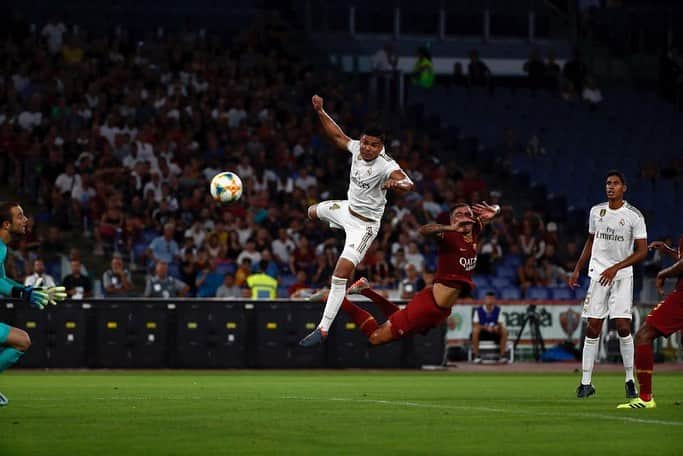 カゼミーロさんのインスタグラム写真 - (カゼミーロInstagram)「⚽️ #HalaMadrid 📸 @anvica8」8月12日 7時26分 - casemiro