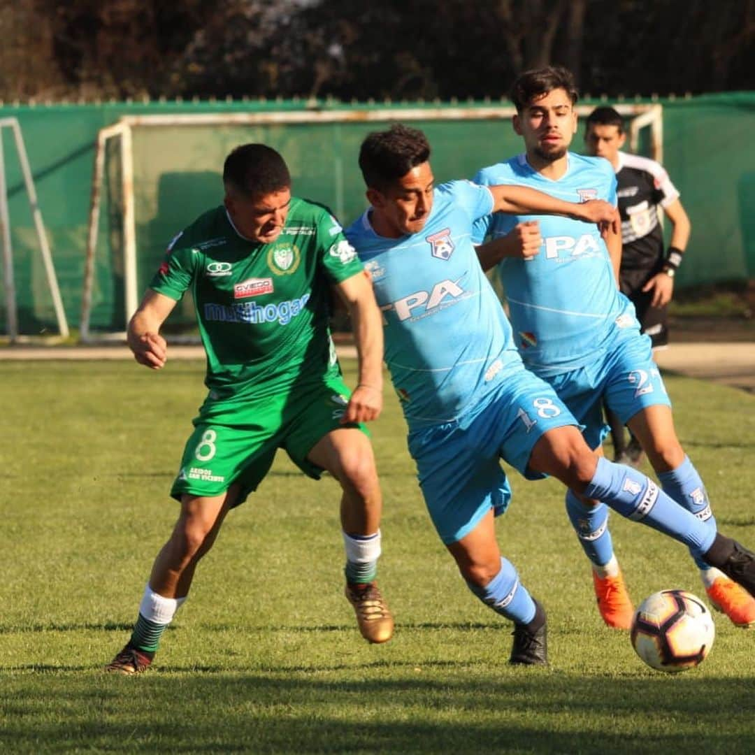 サッカー チリ代表チームさんのインスタグラム写真 - (サッカー チリ代表チームInstagram)「⚽️ @gralvelasquez igualó 0-0 ante el líder @smdearica_oficial por la fecha 19 del #SegundaDivision . 📸 Teresa Ramirez/Colaboradora Comunicaciones ANFP」8月12日 8時16分 - campeonatochi