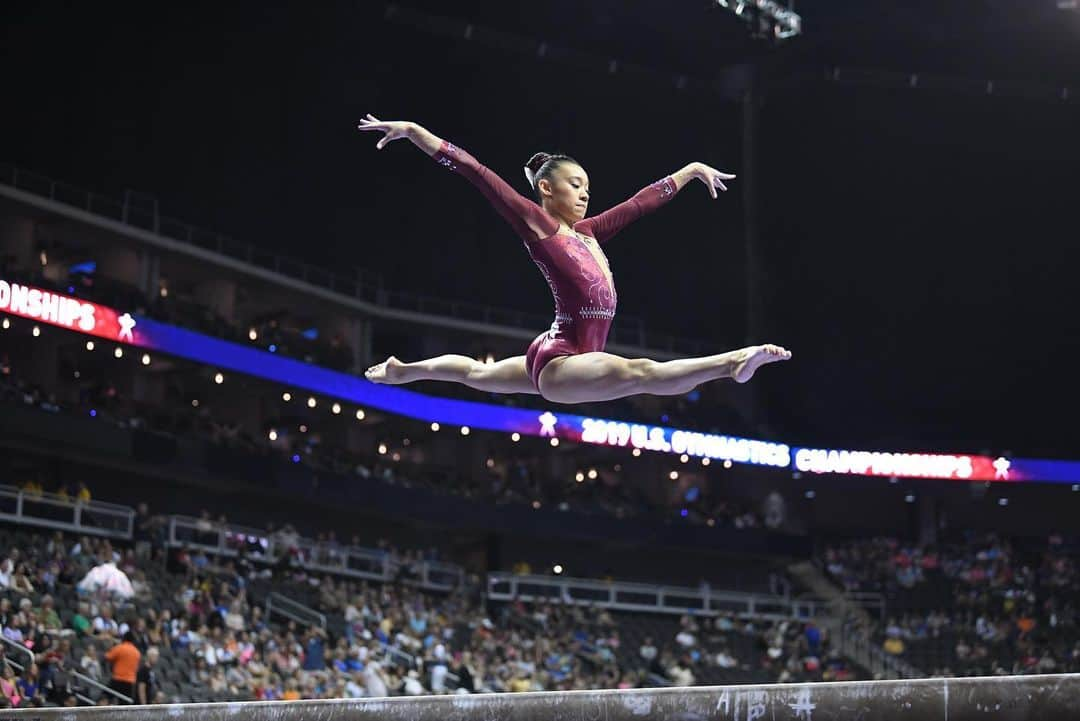 Inside Gymnasticsさんのインスタグラム写真 - (Inside GymnasticsInstagram)「@leanne.9207 warms up balance beam at the 2019 #USGymChamps! @gage.center 📸 @lgs6632 for Inside Gymnastics magazine  #athlete #gymnastics #USGymChamps #gymnast #motivation #inspiration #gymnasticshighlights #fitness #strength #balance #training #sports」8月12日 8時27分 - insidegym