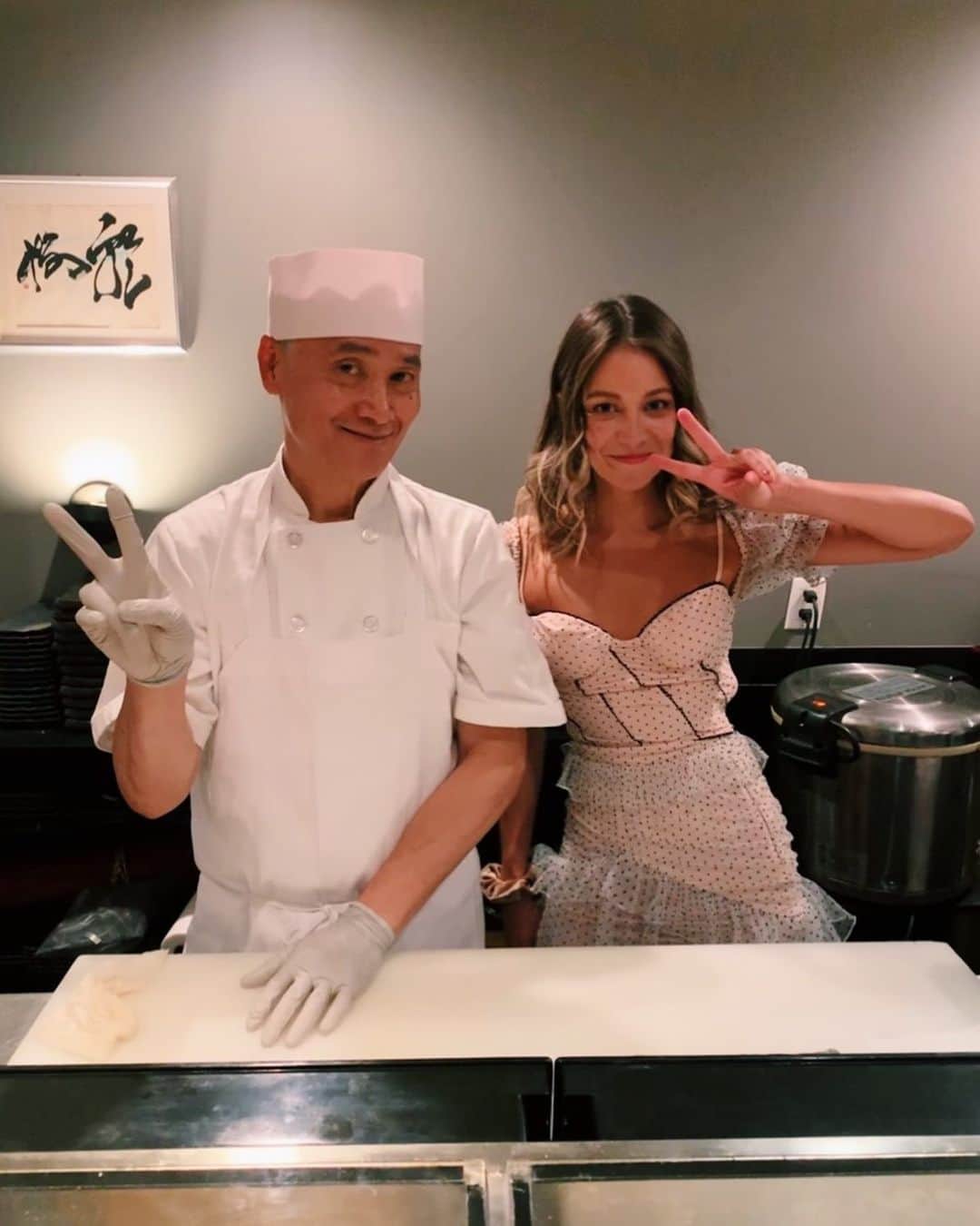 新田満理子のインスタグラム：「Me soy full @ushiwakamarunyc 🙇‍♀️」