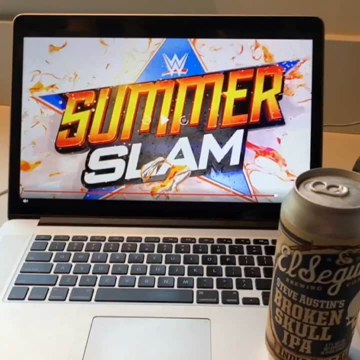 ストーン・コールド・スティーブ・オースチンのインスタグラム：「Had to make a beer run. Cannot miss @wwe #summerslam. @esbcbrews  Broken Skull IPA Best IPA in America  #coldbeer  @nevadahuntingservices」