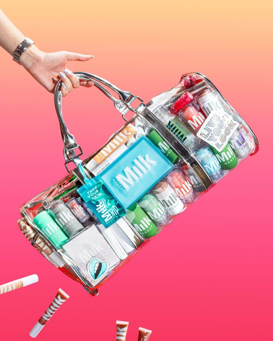 Milk Makeupさんのインスタグラム写真 - (Milk MakeupInstagram)「✈️LET'S TRIP OUT✈️ #GIVEAWAY - Get pumped b/c we're heading off to bring #milkmakeup somewhere new... GUESS WHERE IT IS 🧐 - We're choosing ONE v lucky winner to #win a $1,000 worth of #milkmakeup goodies and this cute travel bag😱 HOW TO ENTER: ⚡️Follow @milkmakeup (we're checking 😉) ⚡️Like this post ⚡️Share this post to your stories EXTRA ENTRY: tag 3 friends in the comments 👇🏽 - Check back tomorrow to see where we’re off to 🤫 🌍 - Giveaway ends 8/14 @ 9:00PM EST Winner will be announced on this post on 8/15 Full rules: milkmakeup.com/terms CONGRATS to @moon.stone.beauty」8月12日 9時02分 - milkmakeup