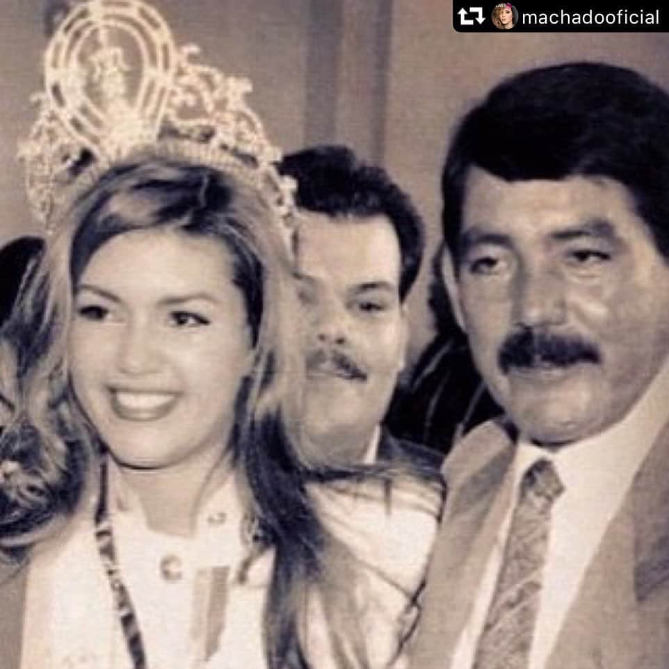 Despierta Americaさんのインスタグラム写真 - (Despierta AmericaInstagram)「Te acompañamos de corazón🙏❤️/#repost @machadooficial ・・・ Que en paz descanses papá 🖤 #ArturoJoseMachadoDiaz #QEPD 🙏🏻 te amare por siempre 💔 #Maracay #venezuela🇻🇪 😞😞🌹😢」8月12日 9時07分 - despiertamerica