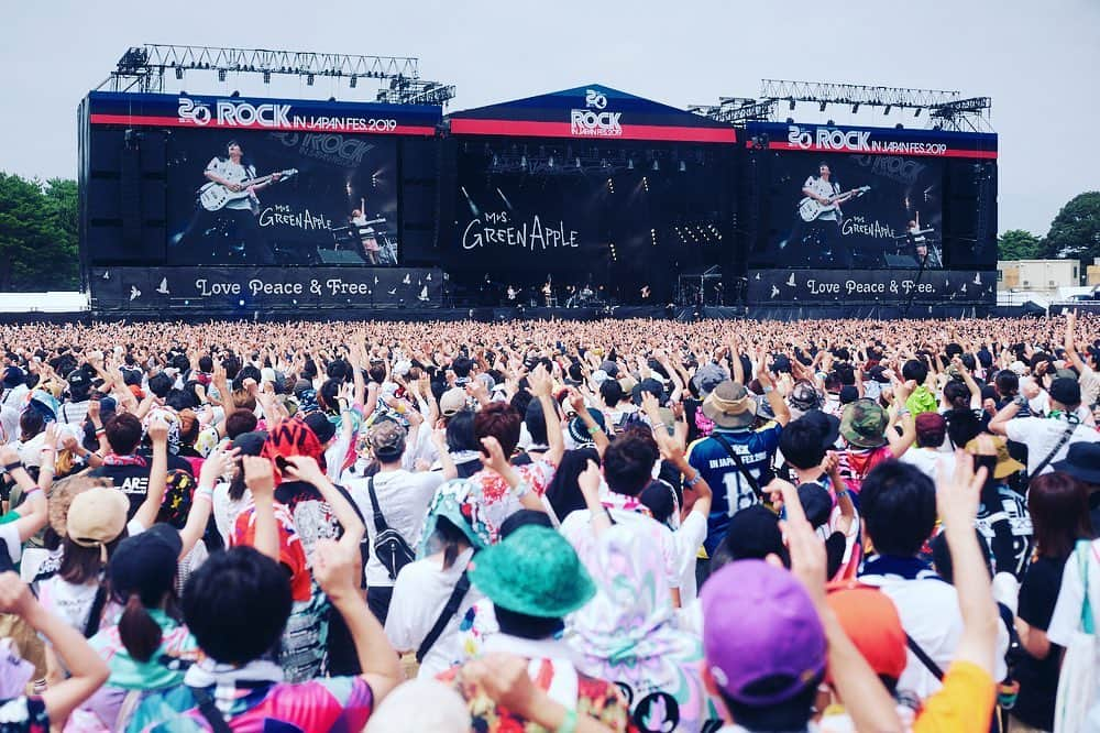 Mrs. GREEN APPLEさんのインスタグラム写真 - (Mrs. GREEN APPLEInstagram)「0811 ROCK IN JAPAN FESTIVAL 2019 GRASS STAGE.」8月12日 9時23分 - mgaband