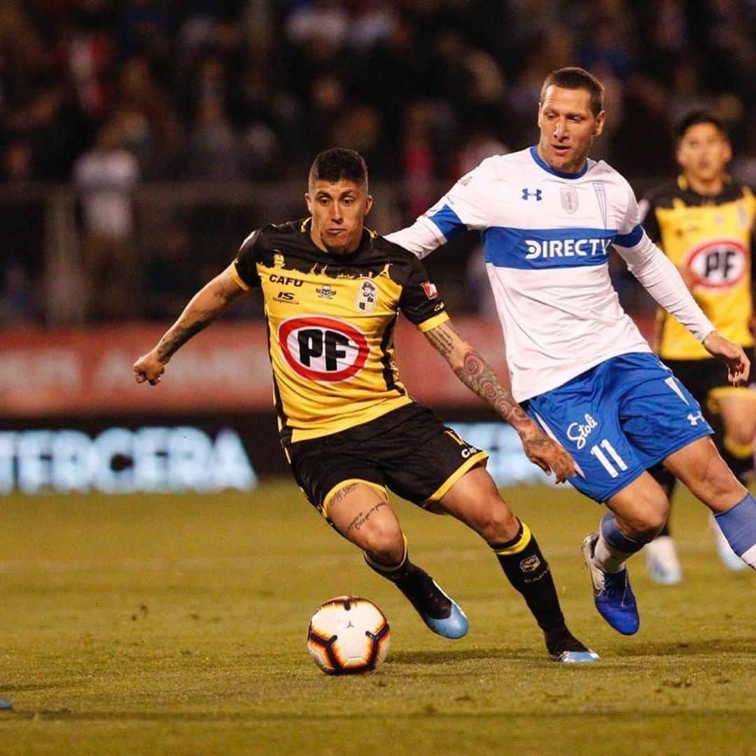 サッカー チリ代表チームさんのインスタグラム写真 - (サッカー チリ代表チームInstagram)「⚽️ Con un intenso empate 1-1 entre @cruzados_oficial y @coquimbounidooficial se cerró la tercera fecha de la segunda rueda del #CampeonatoAFPPlanVital . 📸 Carlos Vera/Comunicaciones ANFP」8月12日 9時24分 - campeonatochi