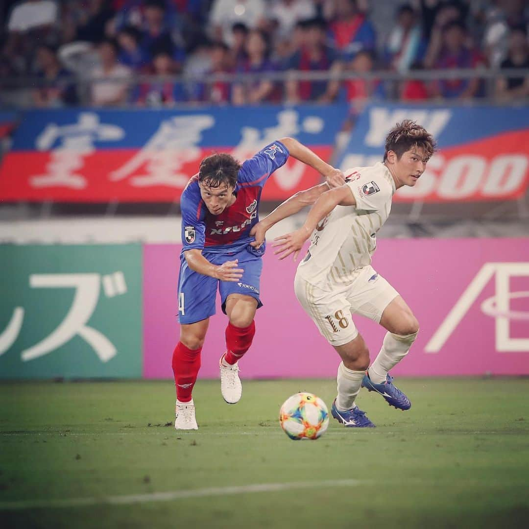 FC東京オフィシャルグッズさんのインスタグラム写真 - (FC東京オフィシャルグッズInstagram)「. vs #ベガルタ仙台 戦う姿がチームに安定感をもたらす。 スタメン出場した2試合で連続完封勝利。 @jaesuk_oh  @fctokyoofficial  #オジェソク #FC東京 #fctokyo  #tokyo」8月12日 18時53分 - fctokyoofficial