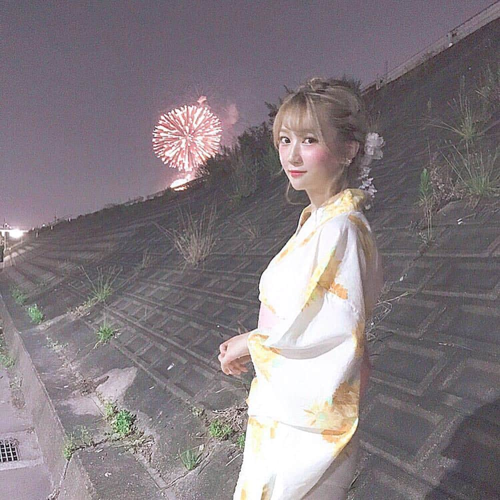 高辻千夏さんのインスタグラム写真 - (高辻千夏Instagram)「🌻﻿ ﻿ ﻿ 花のような人になりたい 。」8月12日 19時35分 - chinatsujk