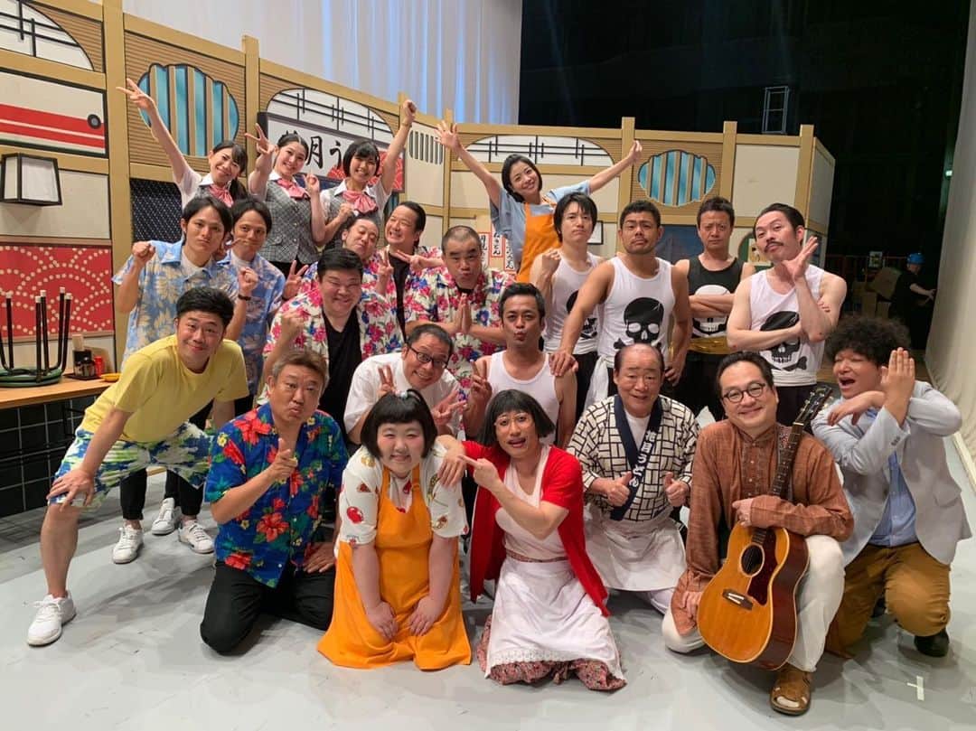 カバのインスタグラム：「‪本日のでぶ活。‬ ‪吉本新喜劇ワールドツアー三重公演、終了です！沢山のお客様ありがとうございました！この週末は栃木→長野→埼玉→三重と怒涛の4日間でしたが、無事に終えれて大感謝です🙏✨ツアーも国内は大阪のみです！最後まで宜しくお願い致します😊‬ ‪あぁ、痩せたい！‬ . #本日のでぶ活 #でぶ活 #吉本新喜劇 #ワールドツアー #怒涛の4日間 #ありがとうございました #大感謝です #国内残すは大阪のみ #頑張りますっ #あぁ、痩せたい」