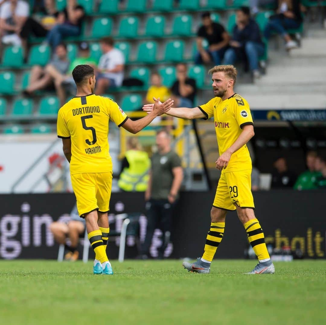 ボルシア・ドルトムントさんのインスタグラム写真 - (ボルシア・ドルトムントInstagram)「✋Less than 5️⃣ days till #bundesliga is back! How do you prepare for saturday? #BVBFCA #bvb #borussiadortmund #dortmund #homegame #💛」8月12日 20時07分 - bvb09