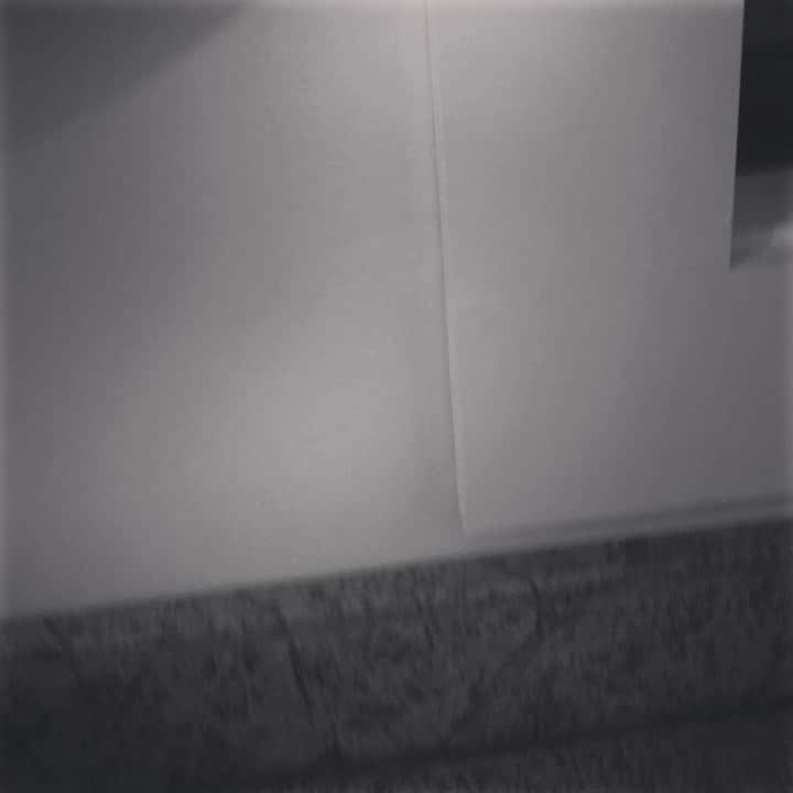 カイル・ガルナーのインスタグラム：「Everyone went to beddddd earlyyyyyyttttttjrjsushsnxxjueiejnrbrjrjejdjr and I’m not tireddddddddddd........ shit. #sleep #nottired #bed #idk #awake」