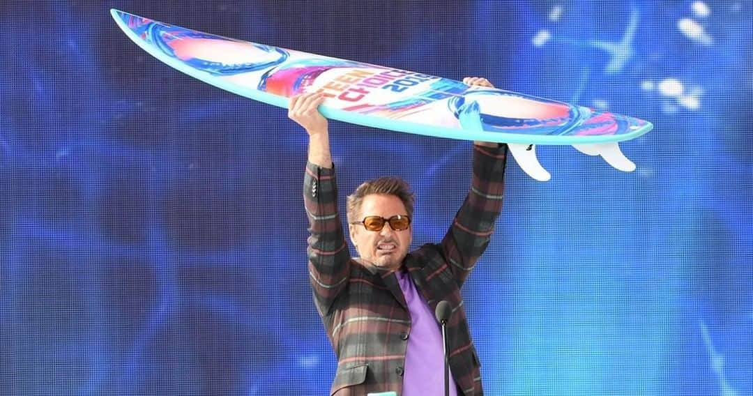 ハリウッド・リポーターさんのインスタグラム写真 - (ハリウッド・リポーターInstagram)「#AvengersEndGame wins big at this year's #TeenChoice Awards. See who else is taking home surfboards - click the link in bio⁠ ⁠ Photo: @gettyentertainment」8月12日 11時43分 - hollywoodreporter