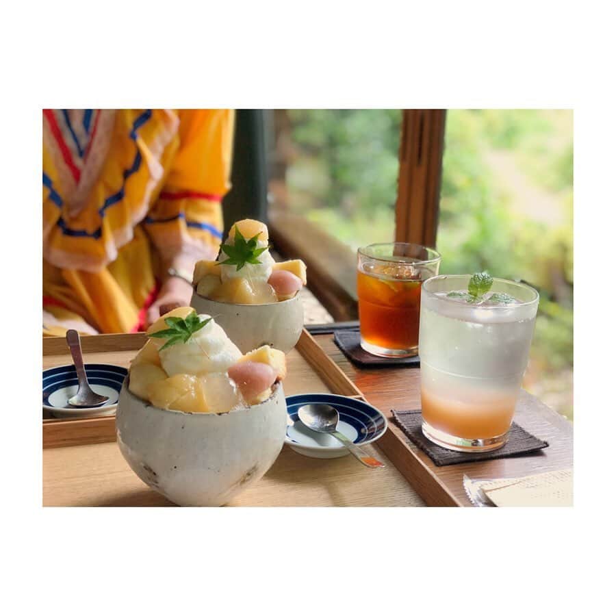森千波さんのインスタグラム写真 - (森千波Instagram)「7/19 🍑🍑🍑 . . . . . #Cafe#peach #sweets#drink #吹上の森#桃パフェ#桃ソーダ」8月12日 11時54分 - 1000wave
