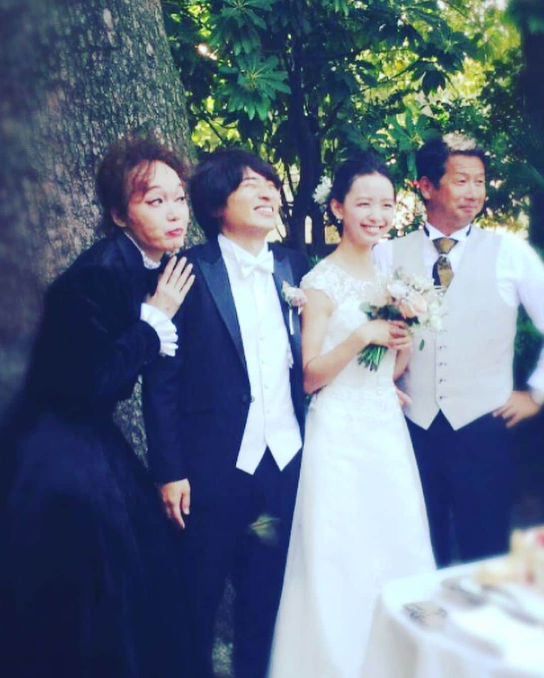 日出郎さんのインスタグラム写真 - (日出郎Instagram)「Happy Wedding 💕💕💕 SENMARU&ATUKO 💒  #日出郎  #せんまるとあっちゃん #ウエディングパーティー  #お幸せに  #ファーストバイト  #なんかおかしい気がする  #自転車で世界一周  #ニュージランド留学 #どっちも頑張れ  #マノワールディノ  #manoirdinno  #french」8月12日 12時02分 - hiderou1030