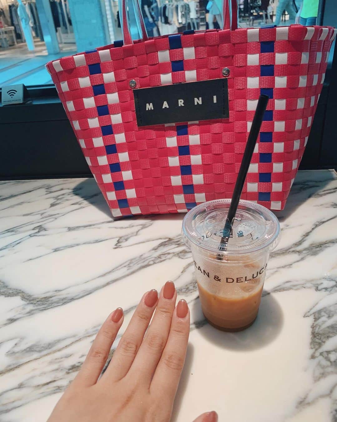 Kozue Kawabeのグルメインスタ