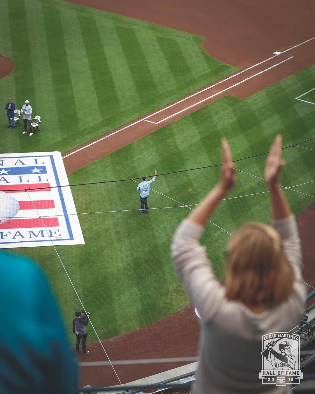 シアトル・マリナーズさんのインスタグラム写真 - (シアトル・マリナーズInstagram)「#EdgarHOF🙌」8月12日 13時17分 - mariners