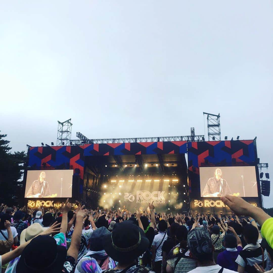 トータス松本さんのインスタグラム写真 - (トータス松本Instagram)「出た！ 10年ぶりのROCK IN JAPAN FESTIVAL ！グッときた！20周年おめでとうございまーす。 観てくれたみんなありがとう！ #RIJF2019」8月12日 13時51分 - tortoise_matsumoto_official