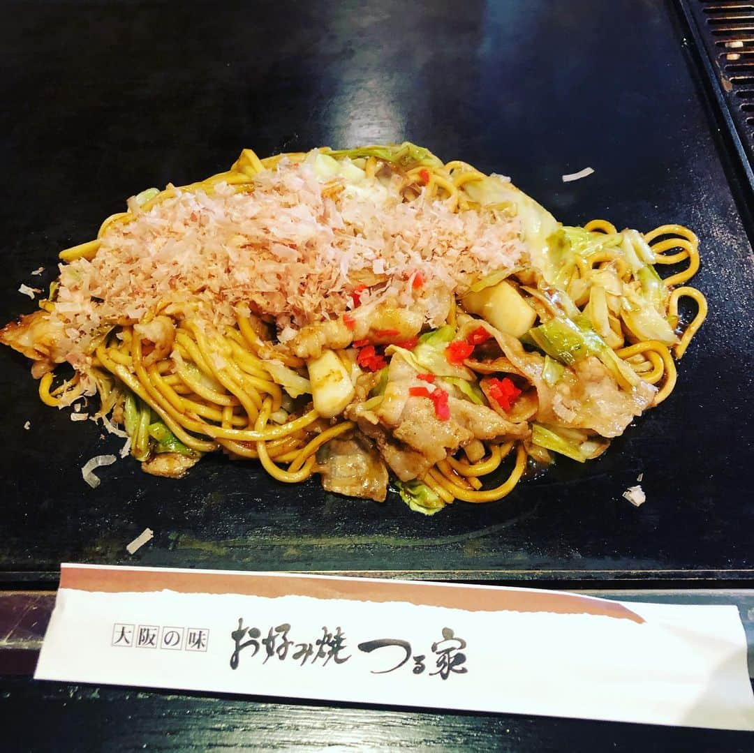 金村義明さんのインスタグラム写真 - (金村義明Instagram)「#無性に焼きそば食いたくて#サウナ入って#垢すり#スッキリ#サッパリ#月曜日#毎日放送ラジオ上泉雄一のええなあ #ゲストに植村花菜ちゃん来るらしい#明日火曜日#あさチャン出演」8月12日 13時51分 - yoshiaki_kanemura