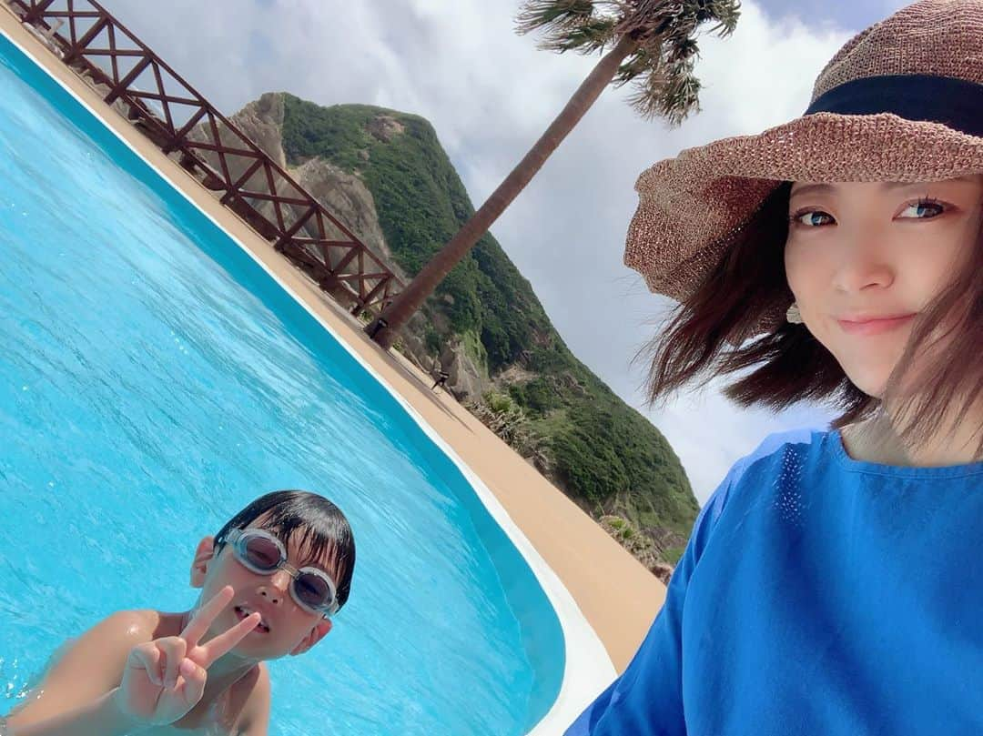 みかんさんのインスタグラム写真 - (みかんInstagram)「種子島3日目🏝最終日🏝 いる間はなんとか天気も晴れて良かった☀️ 台風の影響で波高め🌊 そしてラストの写真🤳 ホテルのフランクフルトが洒落乙すぎる🤣 こんなフランクフルトを今までに出されたことない🤣最高👍 #種子島 #夏休み #台風近い」8月12日 14時14分 - mikan02241984