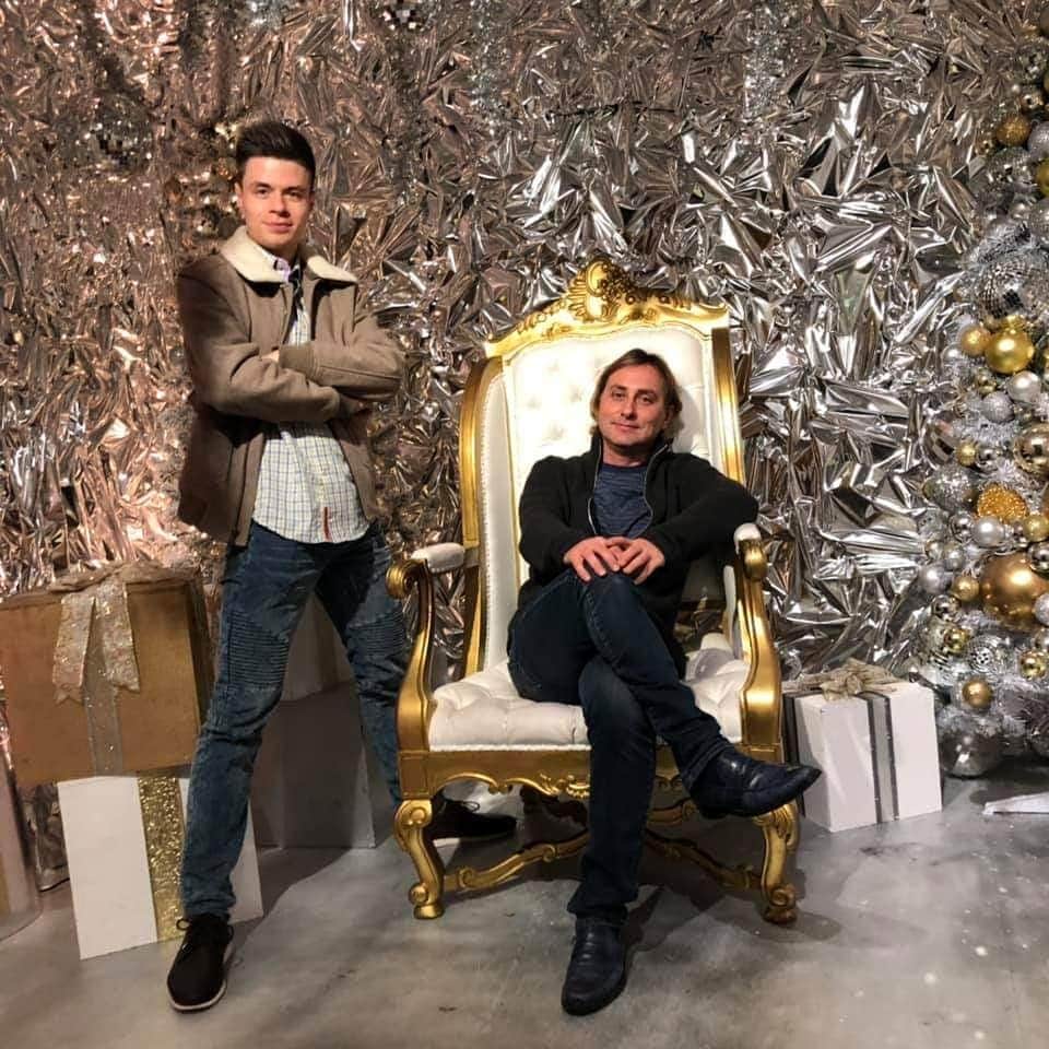 のインスタグラム：「happy birthday to @slava_zagor the greatest coach and person who helped and helping me still with my figure skating things and in life. Person who changed my life.🙏🏻🤜🏻🤛🏻 #birthday #coachbirthday #happybirthday」