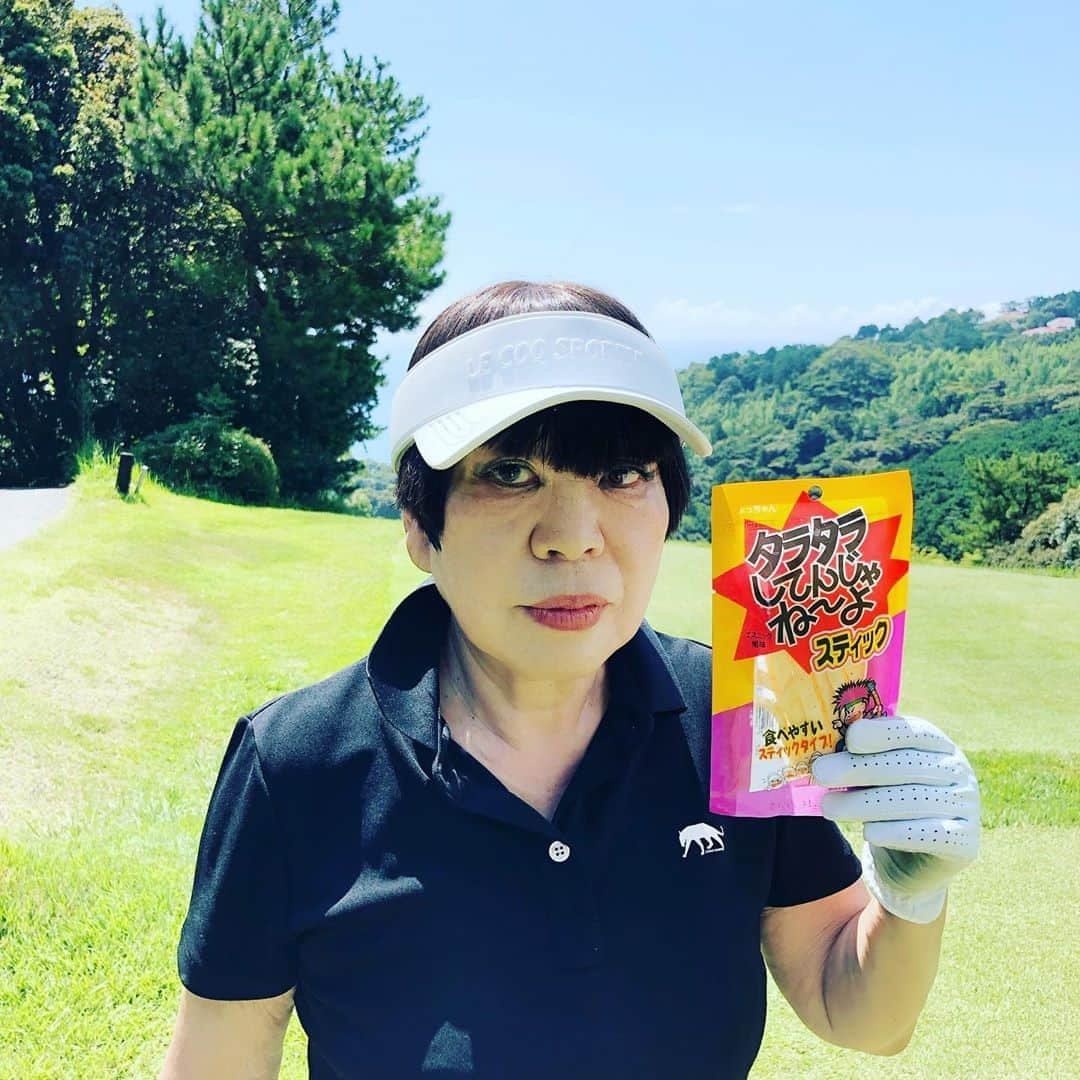 コシノジュンコさんのインスタグラム写真 - (コシノジュンコInstagram)「#たらたらしてんじゃねーよ #junkokoshino#ゴルフ」8月12日 14時30分 - junko_koshino_official