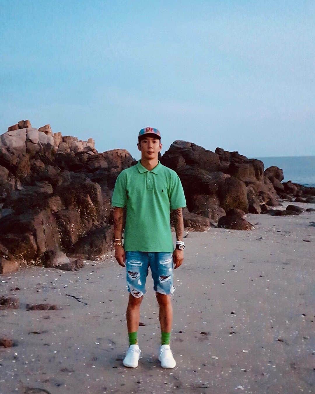 ダリ のインスタグラム：「🐎⛰🌊」