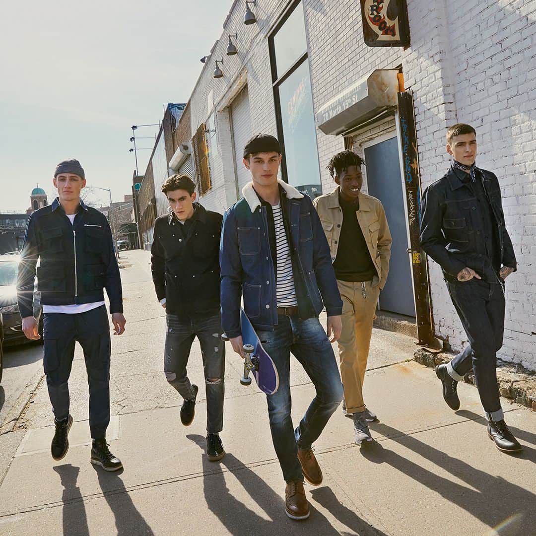 のインスタグラム：「#backtoschool squad goals. 😎 #jackandjones #brothersofdenim」