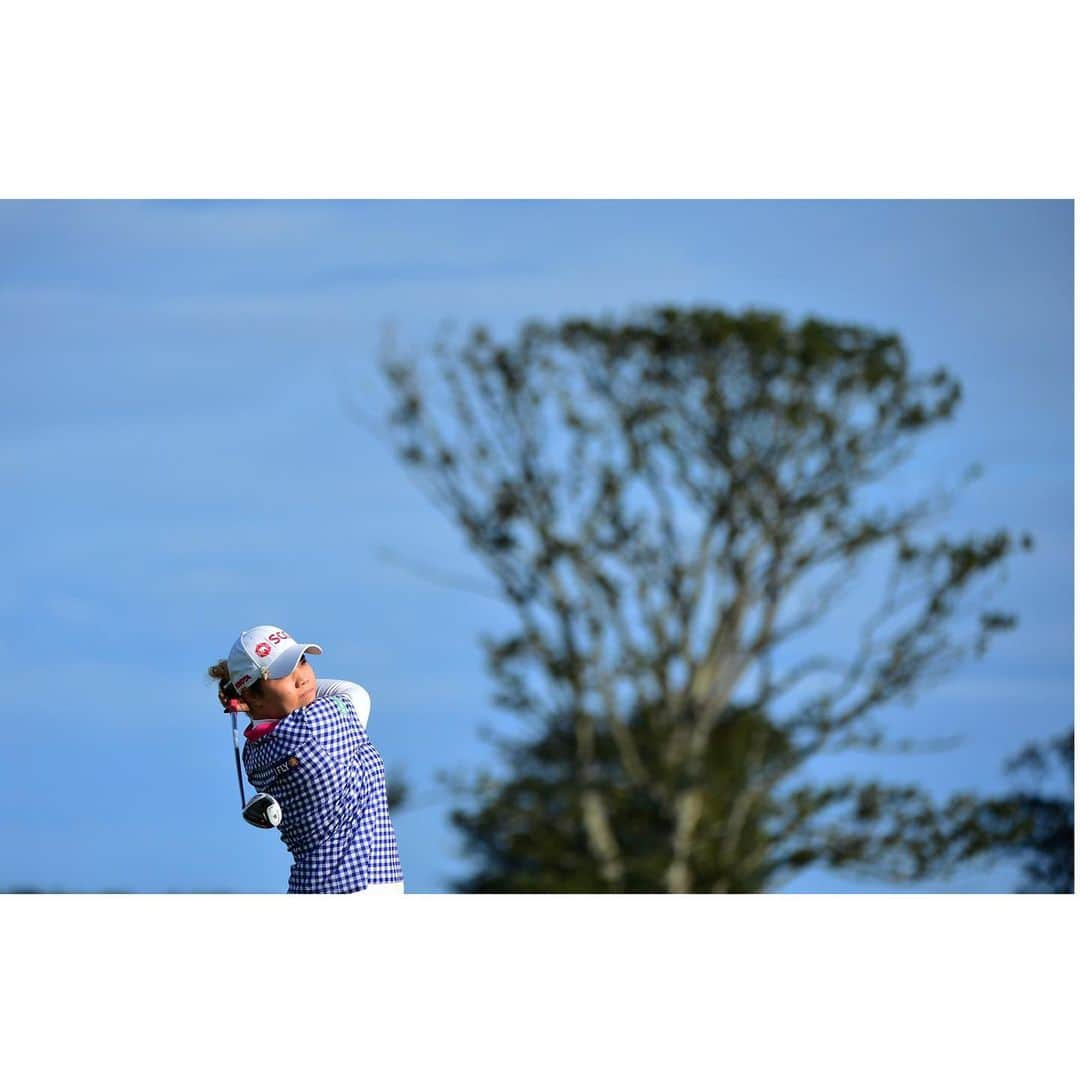 アリヤ・ジュタヌガーンさんのインスタグラム写真 - (アリヤ・ジュタヌガーンInstagram)「First of all, hats off to all the volunteers, course maintenance team for working really hard and kept the course playable after such rains. It was tough for us but it was definitely tougher for you guys. Thanks for doing what you do. Congrats to M J  Hur for winning. Now it’s Time for a week off. Yay!  #SCG #Betagro #amazingthailand #iconsiam #KBank #jdxmultisports #IFlythai #Toyota #Legacy #Cotto #Lpga #Lpgatour #Mayariya #Teamjutanugarn」8月12日 14時45分 - mayariya