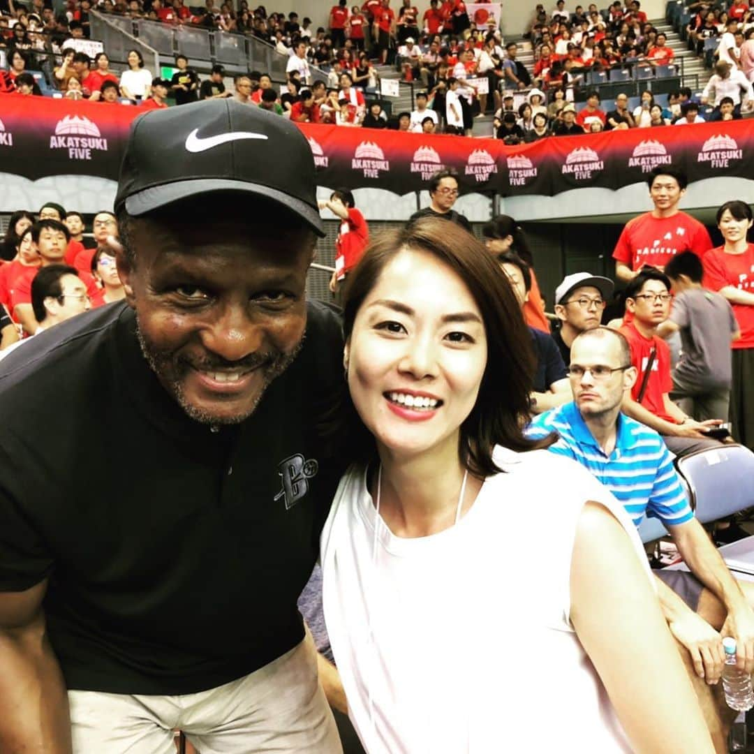 中川聴乃さんのインスタグラム写真 - (中川聴乃Instagram)「NBA 🏀デトロイト・ピストンズ DwaneCasey HCと2年ぶりの再会✨名前まで覚えててくれて感激でした😆 ・ ・ #NBA #DwaneCasey #HC」8月12日 20時32分 - nakagawaakino24