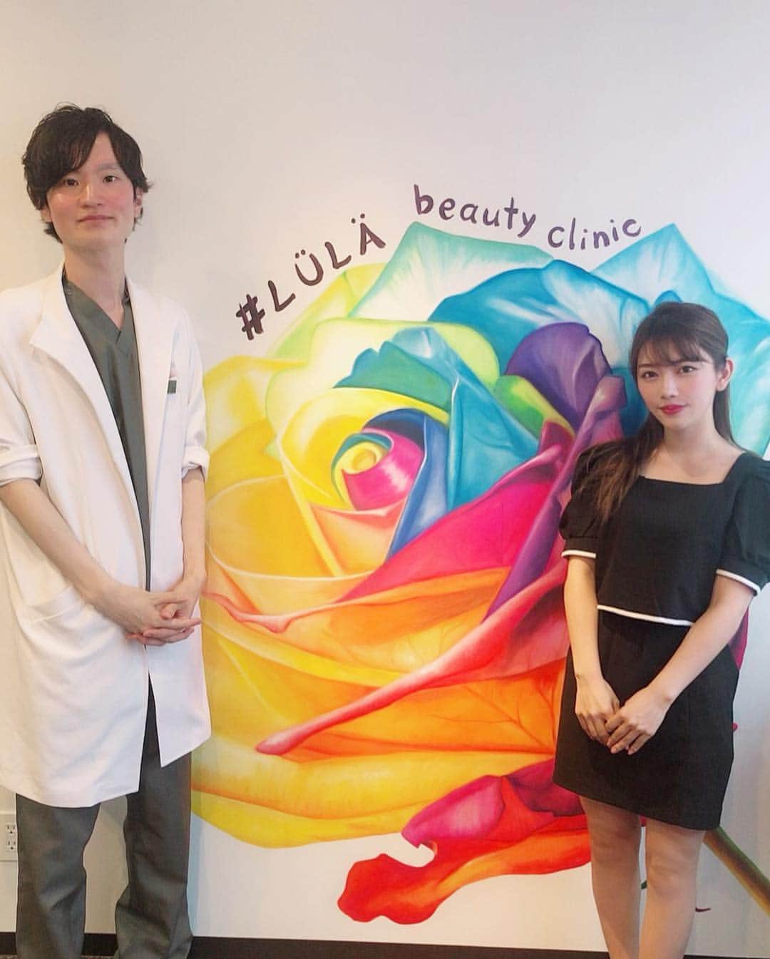 MICさんのインスタグラム写真 - (MICInstagram)「. . 美肌治療でお世話になってた武内先生が 高田馬場にクリニックをオープンされたのでいってきたよ❤︎ . . 美白や美肌に効果抜群のピコトーニングをしてもらったよ🧸 4.５回で効果がさらに出てくるらしいから継続して通いたいと思います\( ˙▿˙　)/ . . 物腰が柔らかくて 素敵な先生👨‍🏫 武内先生 ほんとにおめでとうございます🎊 . . @daitakeuchi0428 @lulaclinic . . ワンピース @rcouture_byruvie . . ●ルラ美容クリニック高田馬場院@7/18オープン記念価格● ・ ●ピコトーニング 1万円 (美白・くすみ改善効果) ●ピコフラクショナル 2万5000円 (毛穴・美肌効果) . .  #ルラ美容クリニック#LULA美容クリニック#武内大 #高田馬場#ピコトーニング #ピコトーニングならルラ美容クリニック #ピコトーニングレーザー#ピコフラクショナル #ピコフラクショナルレーザー #ピコフラクショナルならルラ美容クリニック #美容デー #美容」8月12日 20時34分 - micmofmof