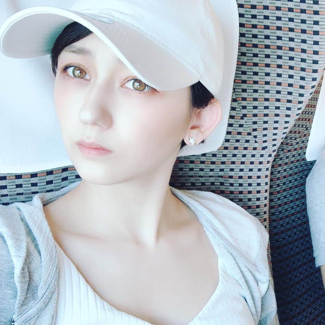 セーラのインスタグラム：「アプリって怖いな 加工って怖いな 別人じゃーーーーーん」
