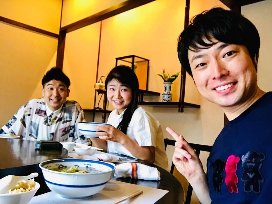 信濃岳夫さんのインスタグラム写真 - (信濃岳夫Instagram)「‪珠代ランチ。‬ ‪珠代さんとレイチェルって輪郭と髪型違うだけで同じ顔してるね。‬」8月12日 16時12分 - takeoshinano