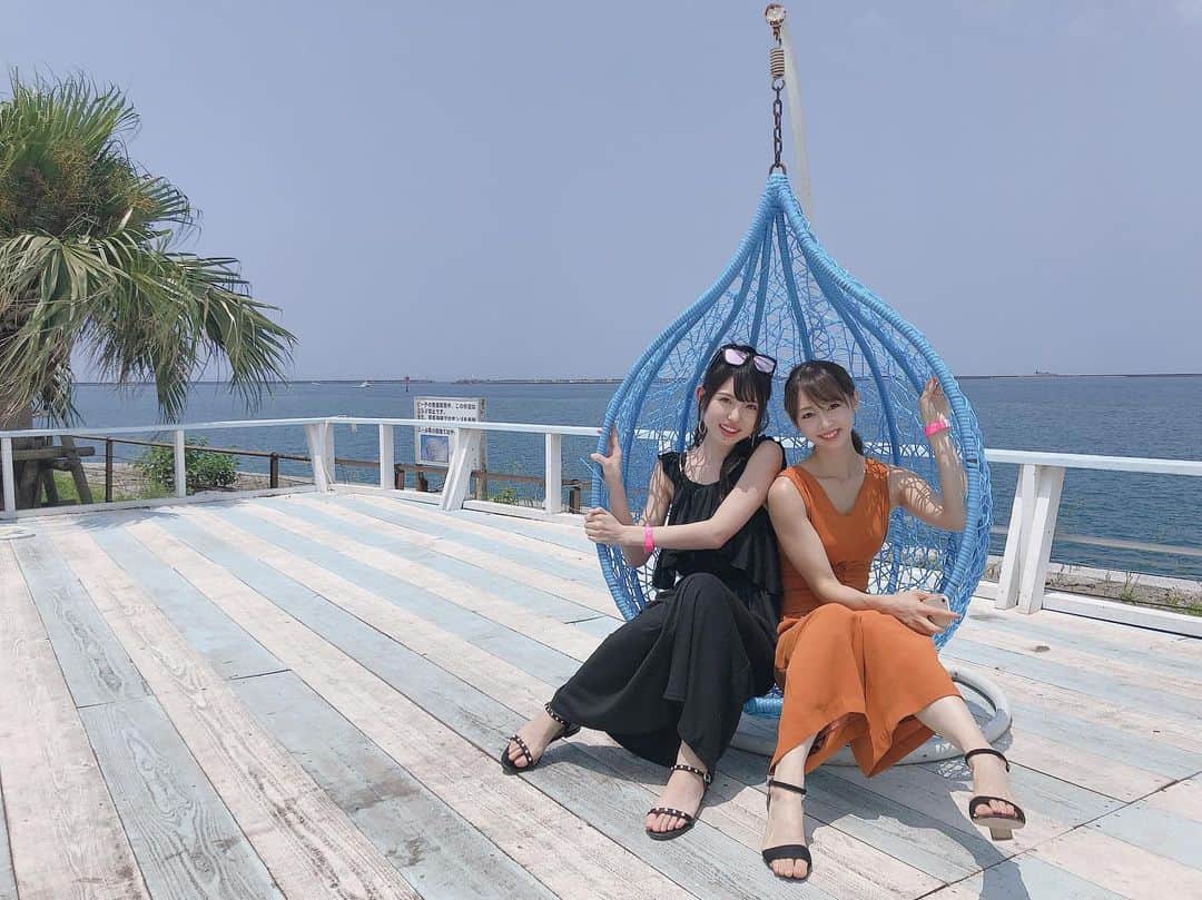一瀬優美さんのインスタグラム写真 - (一瀬優美Instagram)「みんなでBBQ🍖2年前に来た時はこんな可愛いとこなかったのに新しくできたみたい！お肉食べてお酒飲んで夏を感じました…ꉂ(ˊᗜˋ*)#cozybeach #波の上うみそら公園 #沖縄 #bbq #映えスポット #海 #beach #lululunガールズ」8月12日 16時18分 - yuumi_ichinose