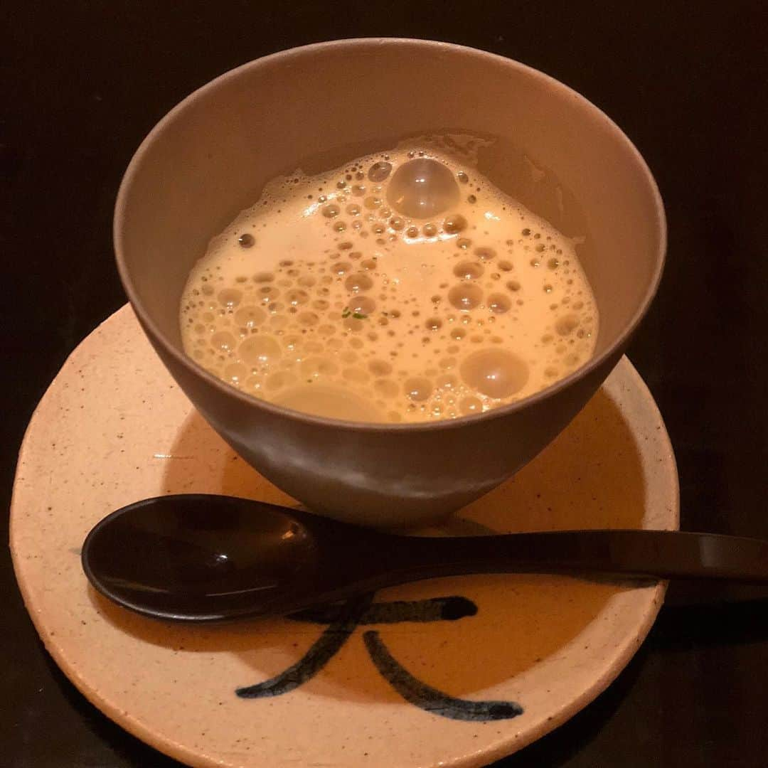 木本泉さんのインスタグラム写真 - (木本泉Instagram)「-﻿ "奥村"でランチ🍴﻿ ﻿ 夏らしい飾り付けで京都らしくて、ほっこりします😌﻿ ﻿ 大文字を見ると昔は夏休みも終わるな〜と思っていた頃が懐かしい☀️﻿ ﻿ #祇園#祇園ランチ#ランチ#京都#奥村」8月12日 16時28分 - izumikimoto