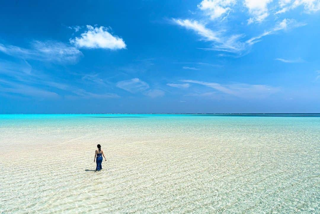 Syuuichi Yamadaさんのインスタグラム写真 - (Syuuichi YamadaInstagram)「今日は竹富島にいます🌺 明日は波照間島 写真は与論島🏝 夏は写真の投稿も整理も 全然追いつかないね😂 tour @kaizoku_yoron  #与論島」8月12日 17時13分 - yama_ok5