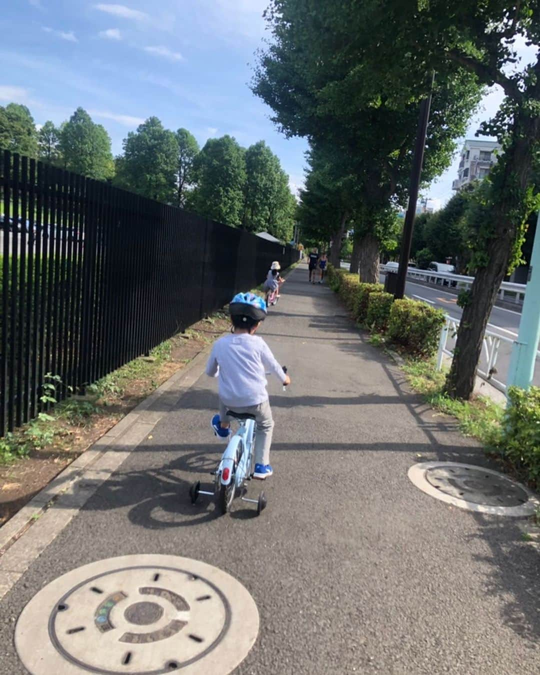 市川海老蔵 （11代目）さんのインスタグラム写真 - (市川海老蔵 （11代目）Instagram)「* そう簡単には寝かせてもらえませんでした笑笑  #市川海老蔵 #海老蔵 #成田屋 #歌舞伎 #ABKAI #ABMORI #ebizoichikawa #ebizo #kabuki #thunderparty #theater #theaterarts #actor #japan #classic」8月12日 17時32分 - ebizoichikawa.ebizoichikawa