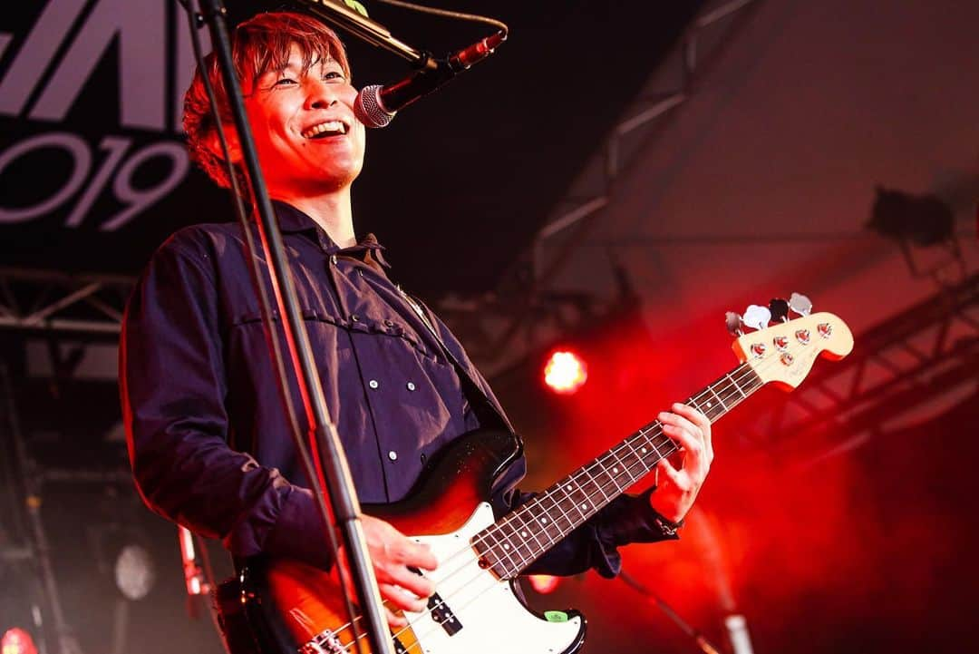 辻怜次さんのインスタグラム写真 - (辻怜次Instagram)「4度目のROCK IN JAPAN FESTIVAL。  超満員のWING TENT、めっちゃ気持ちよかった。 来てくれたみんな、ありがとう。  そしてROCK IN JAPAN FESTIVAL、20周年おめでとうございます！ photo by @t_s_p_1988  #Bentham #rijf2019 #rockinjapan #wingtent #bass #bassgram #bassist #bassplayer #bassporn #bassguitar #freedomcgr #fender #jazzbass #bassman」8月12日 17時39分 - reijiskywalker