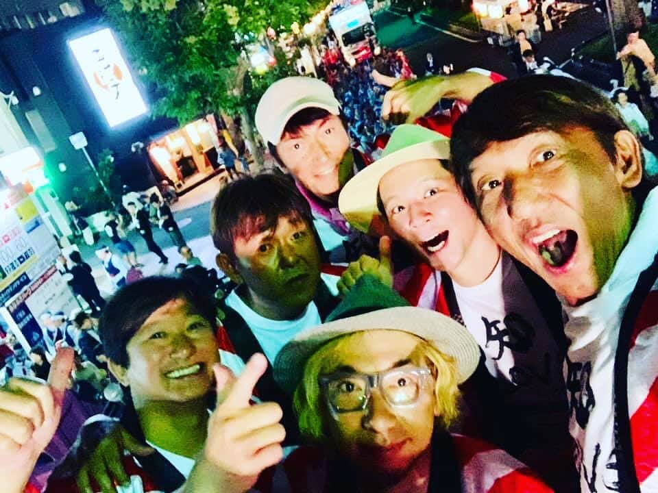 マイケル富岡さんのインスタグラム写真 - (マイケル富岡Instagram)「暑い 熱い 夏…are you readyー♪よさこい… 高知 love♡ 史上最強のDDよさこいチーム2019! #高知ラブ #高知大好き #イナケン #稲本健一 #増田セバスチャン #高知 #夏 #祭り #よさこい #DDよさこいチーム #高知ラブ #マイケル富岡 #タレント #俳優 #love #summer #festival #family #entertainment #西山知義 #近藤太香巳 #渡部建」8月12日 17時49分 - michaeltomioka