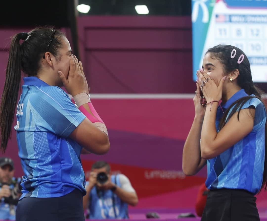 ITTF Worldさんのインスタグラム写真 - (ITTF WorldInstagram)「Diaz sisters 🇵🇷 winning moment 🥇⠀ #Recap #Lima2019 #TableTennis ❤️」8月12日 18時00分 - wtt