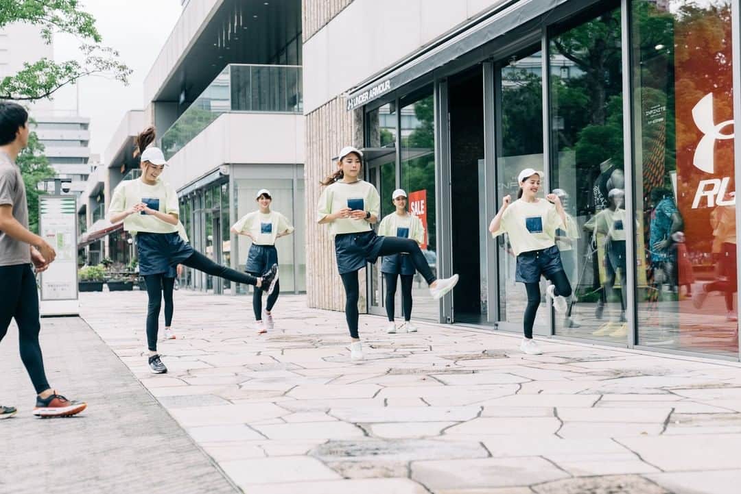 TOKYO GIRLS RUNさんのインスタグラム写真 - (TOKYO GIRLS RUNInstagram)「ランニングをする前にトレーニングをすることでランニングの効果を最大限に活かすことができます！ . #アンダーアーマー  #tgr #marathon #マラソン #tgc #東京ガールズコレクション #tokyogirlscollection #beachme #tokyogirlsrun #run #fitness #相模屋 #slenda」8月12日 18時01分 - tokyogirlsrun