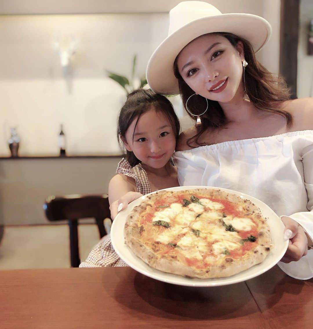 森本あやかのグルメインスタ