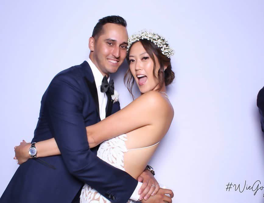 ミシェル・ウィーさんのインスタグラム写真 - (ミシェル・ウィーInstagram)「Thank you @hashtagphotobooth for capturing some GEMS at the wedding. So y’all thought I was done posting wedding photos huh? Not. Even. Close. 😂😂😂😂 #wiegoeswest」8月13日 5時14分 - michellewiewest