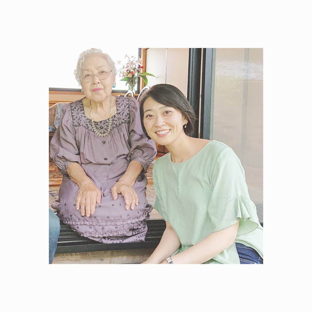 加藤沙知さんのインスタグラム写真 - (加藤沙知Instagram)「MRTテレビ わけもん!! ・ 明後日 放送の わけもん!!は、 子供たちや若い世代の皆さんに是非、 ご覧いただきたいです。  戦争を体験された、御歳94歳の女性  安田さんにお話を伺いました。  安田さんは、戦地に行く人を前にして 『その方の気持ちを考えると、涙を見せられなかった』というお話を聞かせてくださいました。  日本兵として戦地へ行く直前、 どんな想いをいだいたのか…  家族のこと。 大切な人のこと。 不安や恐怖。  きっと様々な想いを抱いたのだと思うと、私は涙が止まりませんでした。  終戦の日を前に、今一度、 平和について考えるひとときにして頂ければと思っています。  MRTテレビ わけもん!! 8月14日 水曜日  19:57～放送です。  #わけもん #MRT #テレビ #戦争体験を伺います #平和について考えるひとときに」8月12日 20時59分 - mrt.kato