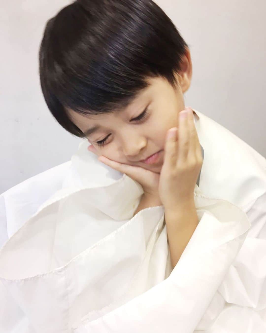 市川海老蔵 （11代目）さんのインスタグラム写真 - (市川海老蔵 （11代目）Instagram)「* 髪の毛伸びたね 美容院でごわす。  #市川海老蔵 #海老蔵 #成田屋 #歌舞伎 #ABKAI #ABMORI #ebizoichikawa #ebizo #kabuki #thunderparty #theater #theaterarts #actor #japan #classic」8月12日 21時09分 - ebizoichikawa.ebizoichikawa