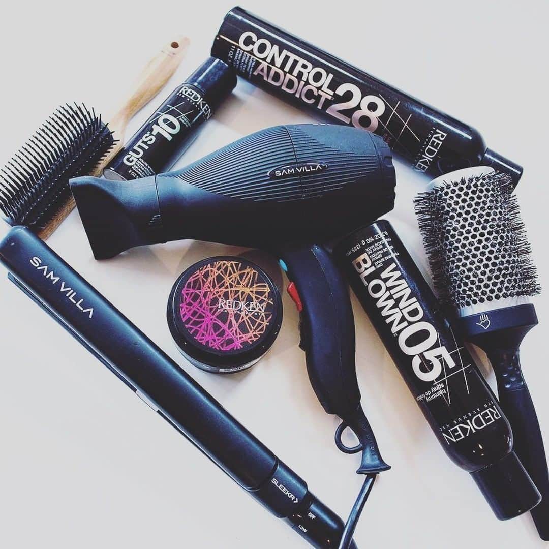 Sam Villaさんのインスタグラム写真 - (Sam VillaInstagram)「✨ SAVE NOW! SHOP the #SamVilla Signature Series Sleekr Professional Straightening Iron $90! Normally $120 USD ✨⠀ ⠀ As a #stylist, it is important to be equipped to handle whatever your clients - and their #hair - throw your way. ⠀ ⠀ How do you set yourself up for #success?⠀ 1. You must maintain the skills necessary to execute the task at hand. Are you investing in your #education to make this happen?⠀ 2. You must be prepared with the right tools. From hot tools, to brushes and styling products, it is important you have quality items that will help you get the job done.⠀ ⠀ Shop these #SamVillaTools and more through the link in bio! Looking for information on upcoming in person and online courses? Go to the link in our bio. ⠀ ⠀ 📷: @ssaperrysburg .」8月12日 21時15分 - samvillahair