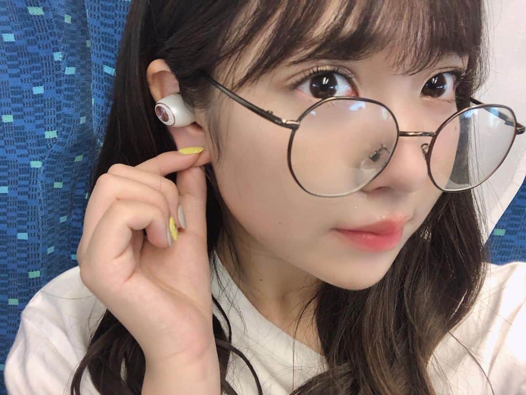 のインスタグラム：「東京帰るまでの間、 インスタでは初めてのコメント返信してみようかな 質問ある方よーいどん！」