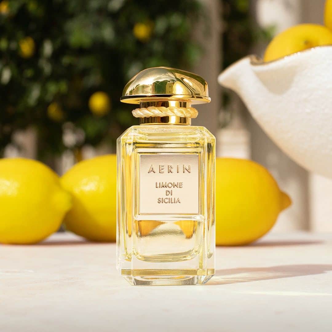 エスティローダーさんのインスタグラム写真 - (エスティローダーInstagram)「Inspired by the golden sunlight, luscious lemons and the beauty of Sicily. Introducing the newest @AERIN Premier Collection fragrance, Limone Di Sicilia Parfum - a citrus floral perfume. Shop now via the link in bio. #AERINBeauty #fragrance #citrusparfum」8月12日 22時00分 - esteelauder